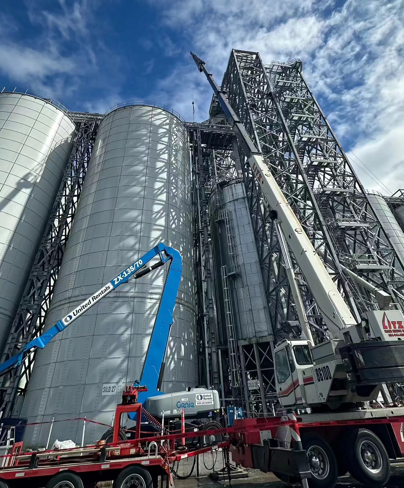 Erecting steel structures